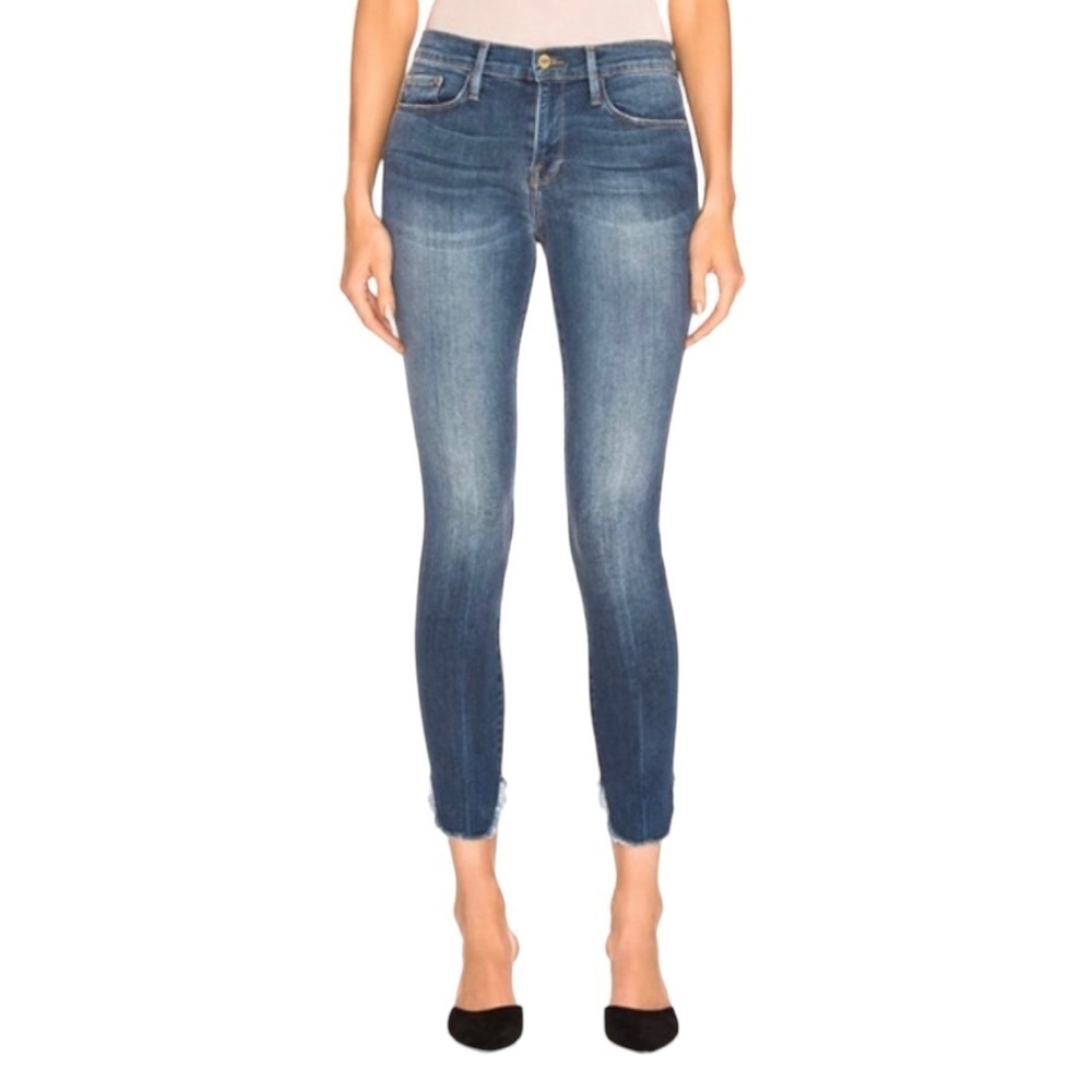 FRAME
Le Skinny De Jeanne Crop Petal Hem